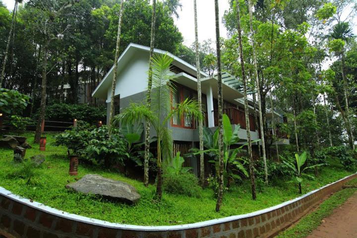 Wayanad Silver Woods Hotel Exterior photo