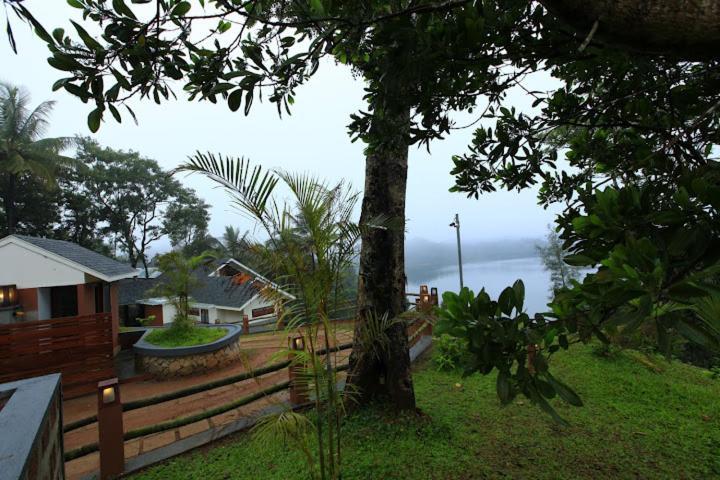 Wayanad Silver Woods Hotel Exterior photo