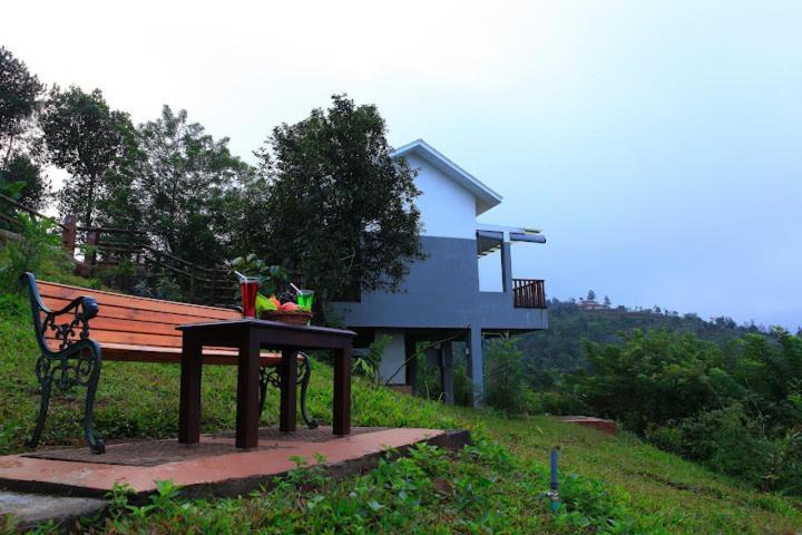 Wayanad Silver Woods Hotel Exterior photo