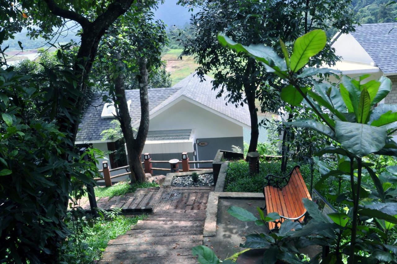 Wayanad Silver Woods Hotel Exterior photo